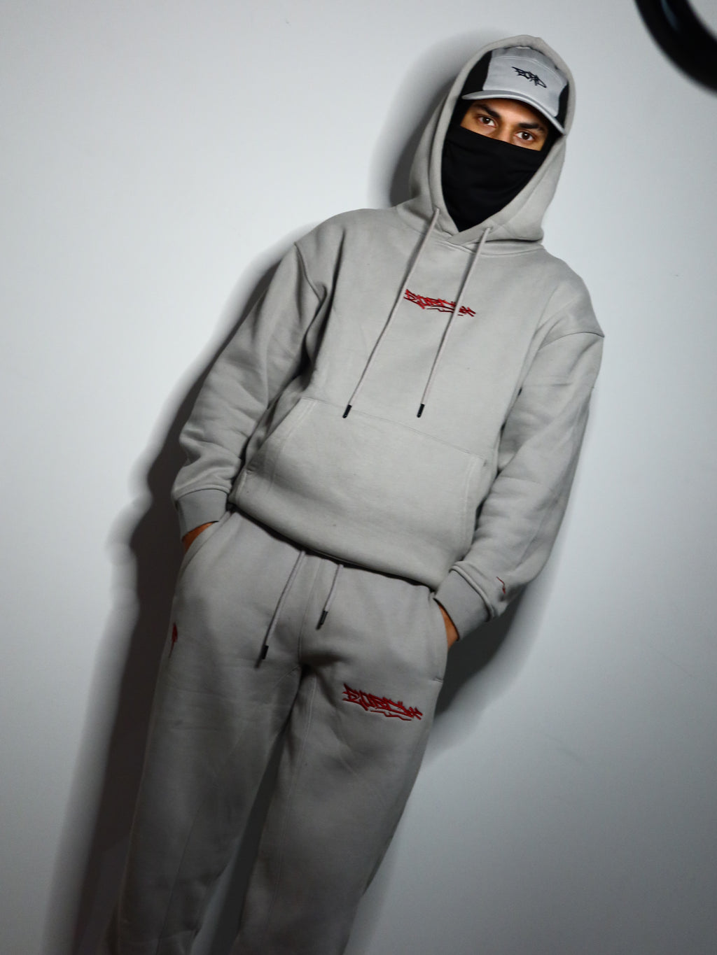 Solid Grey and Red Premium Track-Set