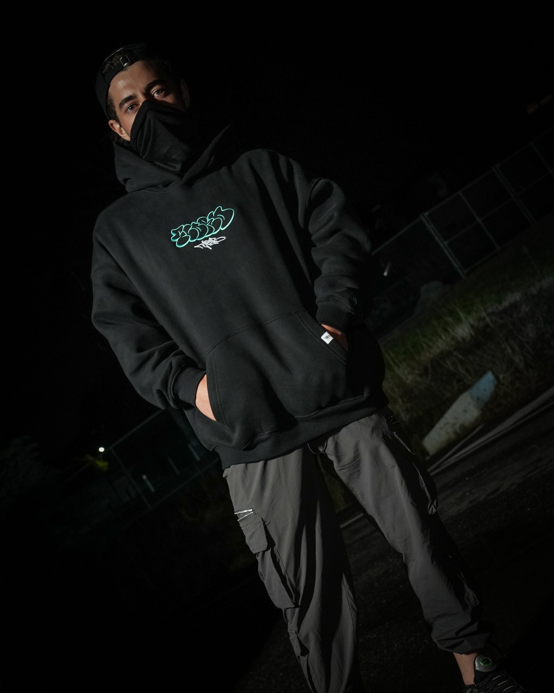 VOLTAGE THROWIE 2.0
